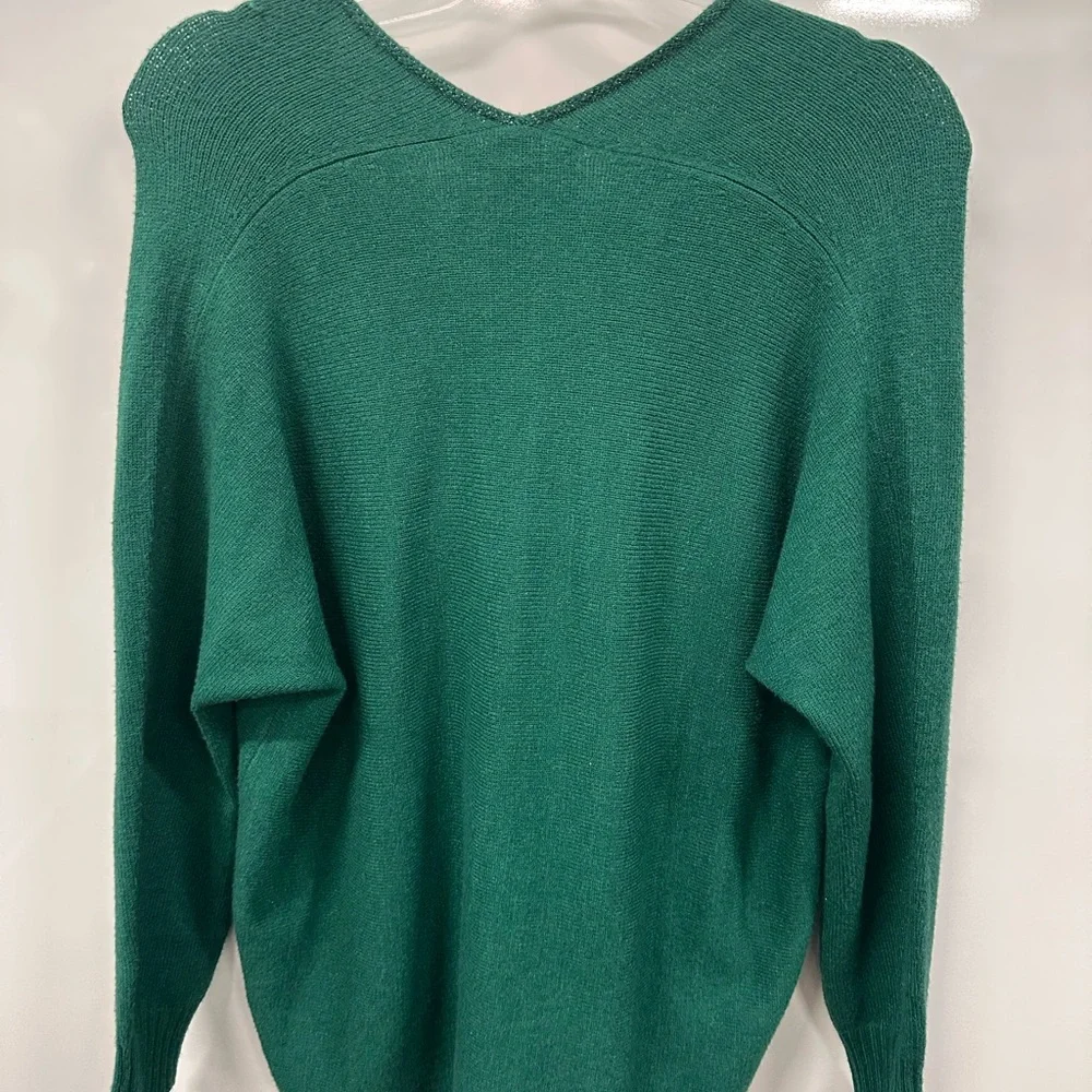 NWT Lilly Pulitzer Green V-Neck Sweater - Picture 3 of 9